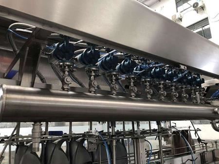 Машина для розлива пищевого масла с расходомером (0.5л-5л)