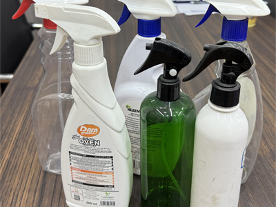 Автоматическая отслеживающая укупорочная машина с двумя головками