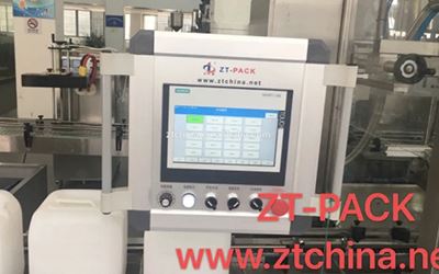 Ротационная укупорочная машина